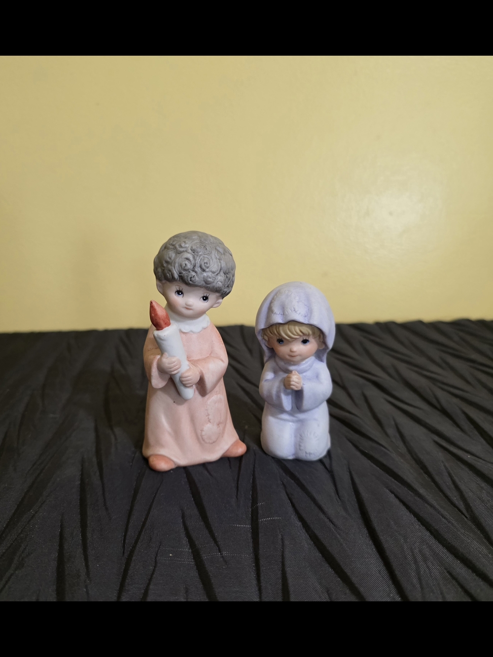 Homco Pastel Pink and Lavender Praying Children Figurines